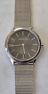 Gently Worn Calvin Klein Watch Minimal Unisex quartz watch35 mm Grey Dial K3M221 - Picture 1 of 4