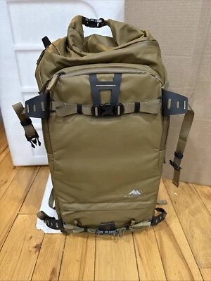 Tenzing 50L Camera Backpack with Rain Cover for Photographers 16 inch Laptop ... - Image 1 of 4