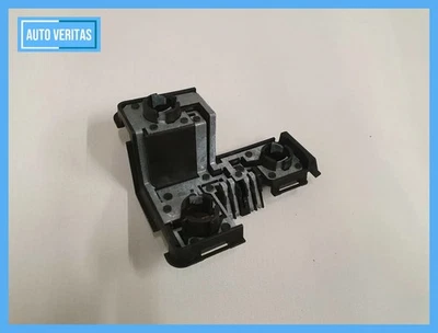 Original Opel Omega B lamp holder GM5033 lamp holder Right K16 - Image 1 of 4