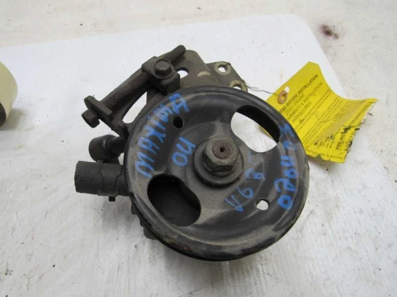 Conjunto bomba dirección asistida con polea 2004 2006 2008 Nissan MAXIMA 2005 2007 Foto 1 de 4