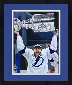 Frmd Steven Stamkos Lightning 2020 SC Champs Signed 16" x 20" Cup Photo & Insc - Picture 1 of 1
