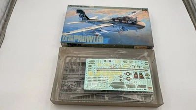  HAWK14X Hasegawa Grumman EA-6B Prowler 1/72 - Immagine 1 di 2