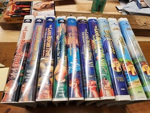 10 LAND BEFORE TIME MOVIES VHS MCA UNIVERSAL - Picture 1 of 3