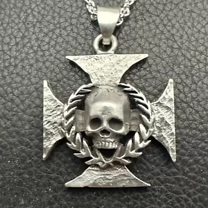 MJG CIONDOLO A CROCE IN FERRO ARGENTO STERLING WARHAMMER. + CATENA. CHITARRA. 24 GR. - Foto 1 di 6