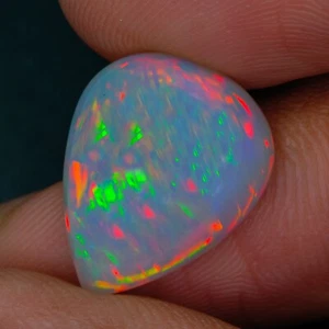 6.18 CT Incredible ! Snowy Multi-Sparkling Cabochon White Opal From Ethiopia - Picture 1 of 8