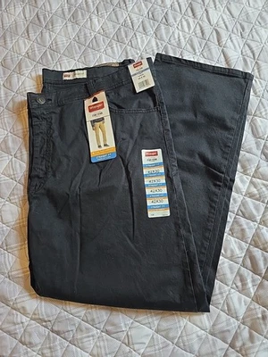 NEW Wrangler Men's Straight Fit Flex For Comfort Jeans Black 42x30 NWT - Image 1 of 4