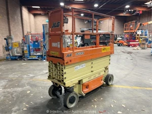 2017 JLG 2632ES 26' Electric Scissor Lift Man Aerial Platform Manlift bidadoo - Picture 1 of 12