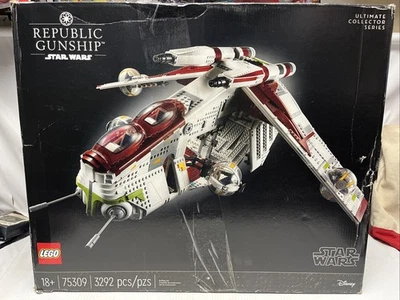 LEGO Star Wars: Republic Gunship (75309) - UCS - RETIRADO "Solo caja" Foto 1 de 4
