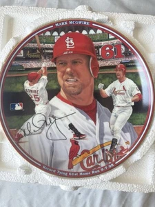 Mark McGwire 61 Home Run Plate By Bradford Exchange - Picture 1 of 3