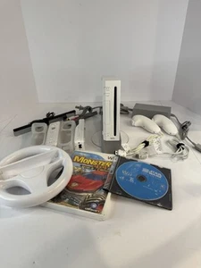 Pacchetto console Nintendo Wii RVL-001 con giochi testati - Foto 1 di 7