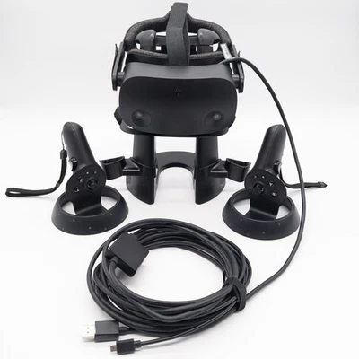 HP Reverb™ G2 VR Virtual Reality Glasses Headset w/ 2 Controllers: Great Condition - Image 1 of 4