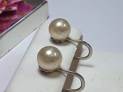 Pendientes Estate de 6,8 mm concha de almeja de perlas cultivadas copa de 18 quilates con rosca trasera de oro #20498 Foto 1 de 4