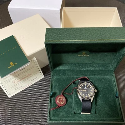 Reloj BAPEX A BATHING APE Clásico Tipo 1 con Correas de Nylon Foto 1 de 4