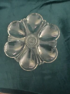 MCM Oyster Plate Clear Pressed Glass 6 Shell - Picture 1 of 6