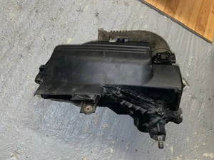 Toyota Celica Mk7 T230 1999-2006 2ZZ-GE OEM Air Filter Housing Airbox & Pipe - Picture 1 of 9