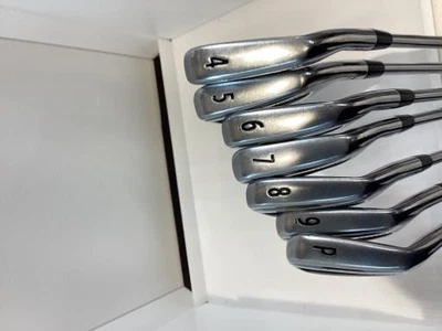 Titleist AP2 712 iron set 7pcs 4-9,PW Dynamic Gold S200 Flex Stiff Right-Handed - Image 1 of 4