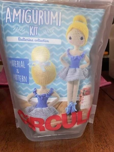 Circulo Amigurumi Ballerina Collection Crochet kit - Picture 1 of 3