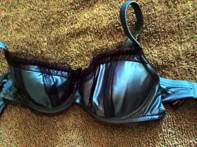 Lencería Mascarada Verde Geogiana Balconette Sujetador Reino Unido Talla 30E Foto 1 de 4