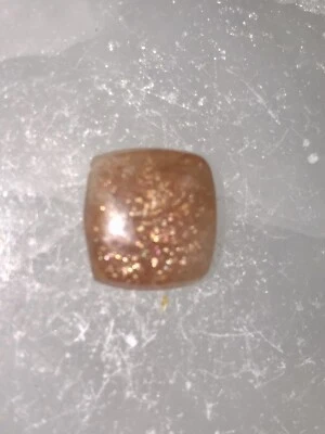 Конфетти солнечный камень изящный полированный квадратный кабошон 12,5 карата 2,5 г новый! - Изображение 1 из 4