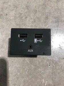 AUDI A6 4G2, C7, 4GC Zusätzliche Music Player-Anschlüsse 4G0035736 4.0 33012716 - Bild 1 von 6