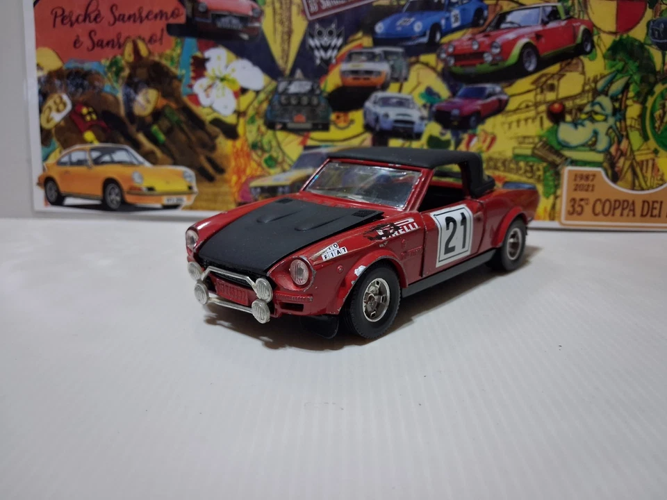 burago 1/24 fiat 124 abarth da recupero/restauro - Immagine 1 di 4