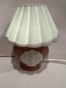Vintage Small Night Light Pink W Sea Shell Design With Porcelain Shade - Picture 1 of 12