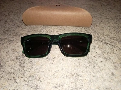 occhiali da sole donna ray ban nuovi per errato acquisto. Confezione originale  - Immagine 1 di 3