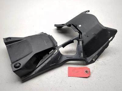 17-23 本田 CBR1000RR 调节器保护套面板 77240-MKF-D400 TRSH JR — 第 1/4 张图片