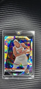 2024 Panini WNBA Prizm Brionna Jones Silver Cracked Ice - Picture 1 of 2