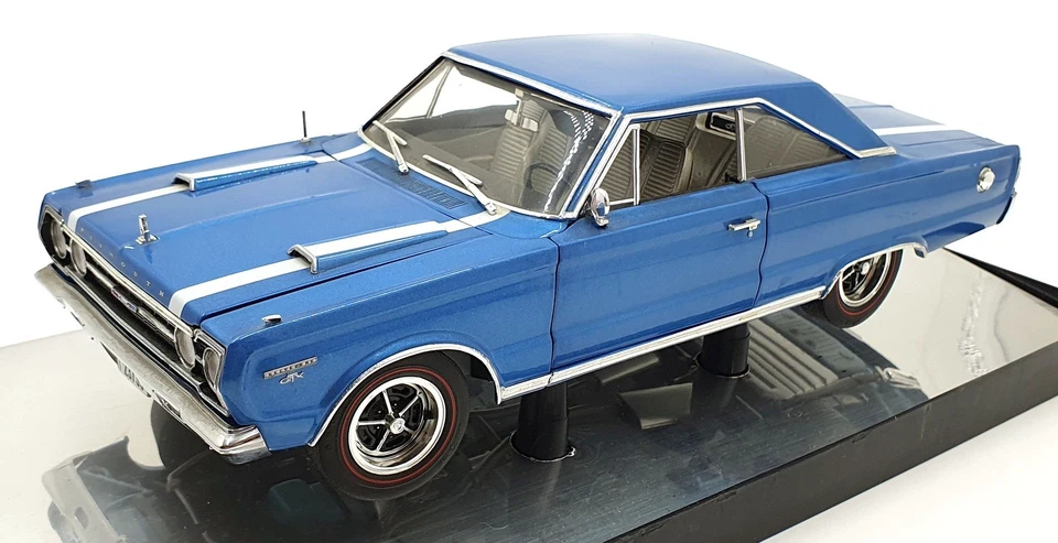 Highway 61 1/18 Scale Diecast 50051 1967 Plymouth GTX Blue White Stripes - Image 1 of 4