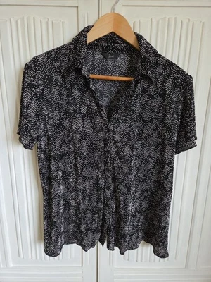 BHS 20 Petite Blouse - Black and White,  Short Sleeved,  Collared (03) - Image 1 of 4