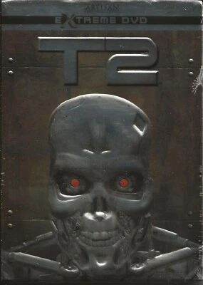 ARNOLD SCHWARZENEGGER – The Terminator 2: Judgment Day (Artisan, USA) - Image 1 of 2