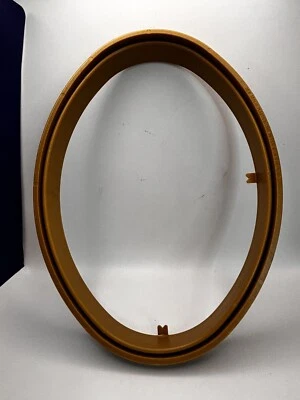 VTG New Berlin PLASTIC Embroidery Needlework Cross stitch HOOP FRAME 8x11” - Image 1 of 4