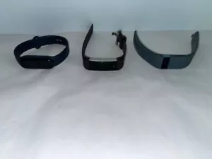 Rastreador de actividad Fitbit 3 - sin cargadores - Imagen 1 de 8