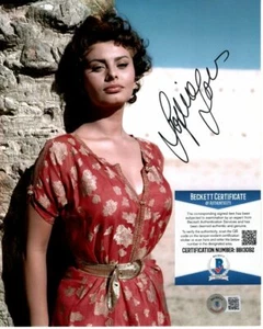 SOPHIA LOREN signed 8x10 photo Beckett BAS - Picture 1 of 3