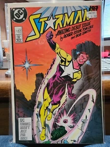 Starman #1 (DC Comics October 1988) - Picture 1 of 2