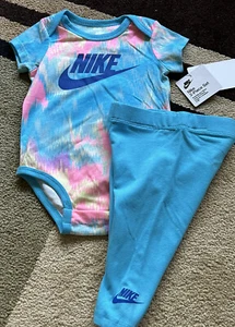 Nike Baby Mädchen 2-teiliges Set Top & Leggings 3 Monate Neu mit Etikett - Bild 1 von 8