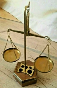 Balance de latón Justicia Escala Ley Decoración, Nuevo Hermoso Estilo Funcional Latón - Imagen 1 de 3