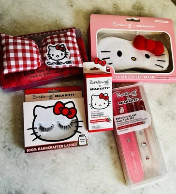The Cream Shop Hello Kitty Paquete 5 Piezas Set de Regalo Foto 1 de 4