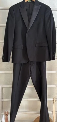 Ryan Seacrest Men's Suit 38S / 30x30 - Image 1 of 4