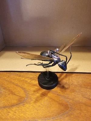Hot Toys 2015 Marvel Ant-Man Miniature On Flying Ant - Image 1 of 4