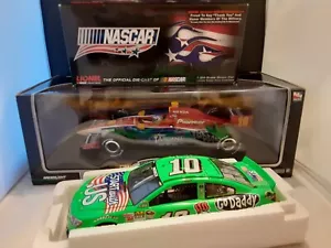 1/24 #10 2013 Danica Patrick GoDaddy &1/18 Indy car Argent lot - Picture 1 of 3