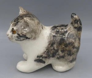 Winstanley Cats - Grey & White Cat Size 1 - Signed - Glass Eyes - British Made - Picture 1 of 3