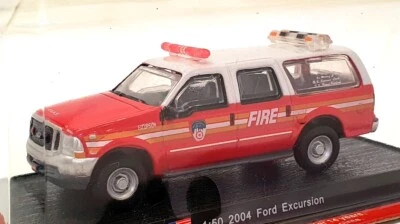 Del Prado 1/50 Scale DP2321 - 2004 Ford Excursion - F.D.N.Y. Red/White - Image 1 of 4
