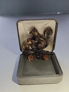 Spilla spilla raccolta scoiattoli dolce romanticismo - Foto 1 di 2