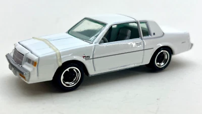 Johnny Lightning Muscle Cars USA Box Set Exclusive 1987 Buick Turbo Regal T-Type - Image 1 of 4
