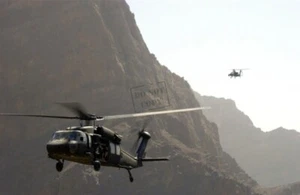 US Army (USA) UH-60 Black Hawk Helicopter EF 8X12 PHOTOGRAPH - Foto 1 di 1
