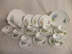 c4 Porcelana Royal Albert - FLOR DEL MES - vajilla vintage - xxxx - Imagen 1 de 40