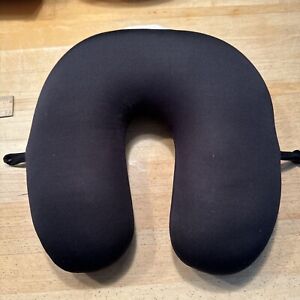 Poduszka na szyję, kształt litery U, wypełnienie spandeksem/polipianką, czarna