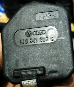 Headlight Motor Beam Adjustment Control - VW Golf Passat Polo -1J0941295C Hella - Picture 1 of 1